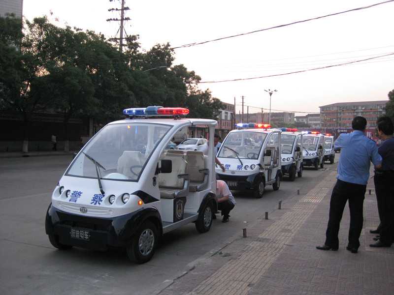 河北新宇宙電動車有限公司自主研發(fā)生產(chǎn)的躍迪牌電動巡邏車